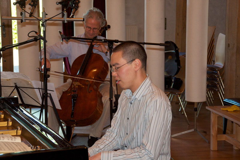 CD Production Niklas Schmidt / FCI 2012 at Fattoria Musica Osnabrück. Niklas Schmidt and Pianist John Chen in the recording room